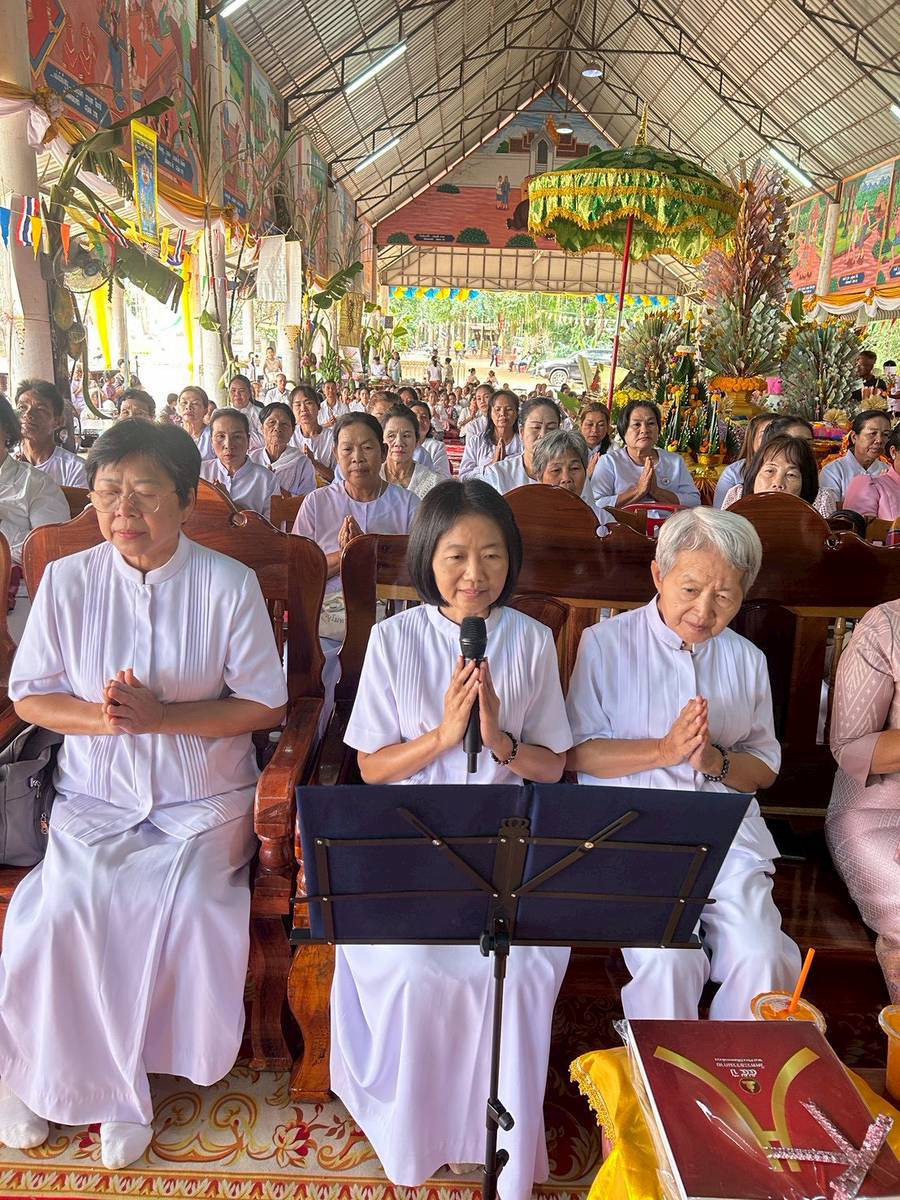 ภาพกล่าวคำถวายกฐินวัดป่านาอุดมวนาราม