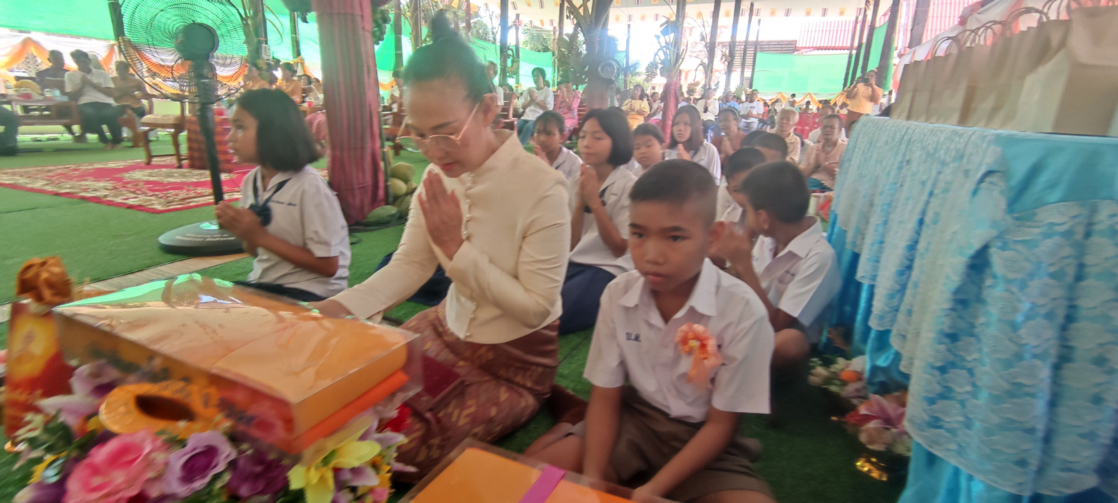 ภาพร่วมพิธีกรรมวัดศรีปรางค์กู่