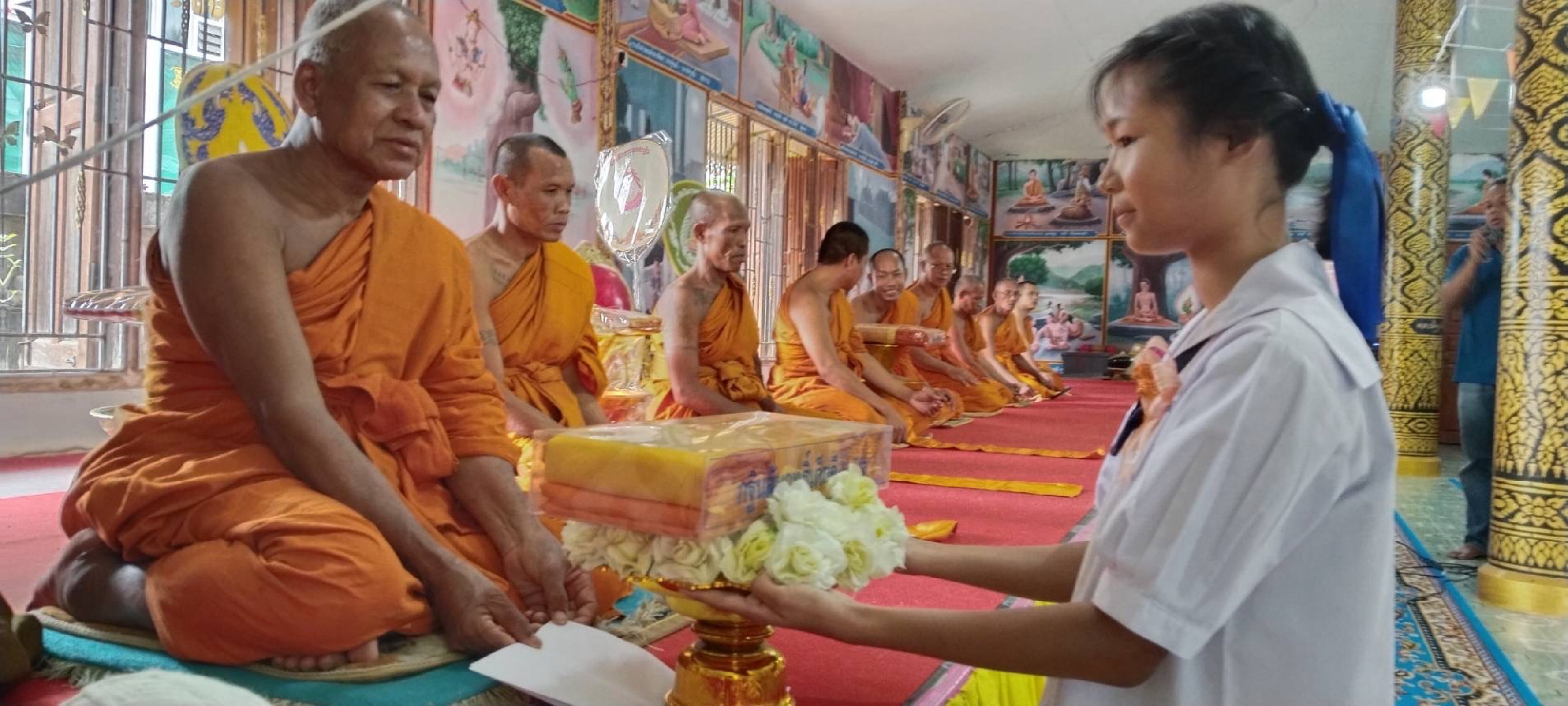 ภาพร่วมพิธีกรรมวัดโนนดู่