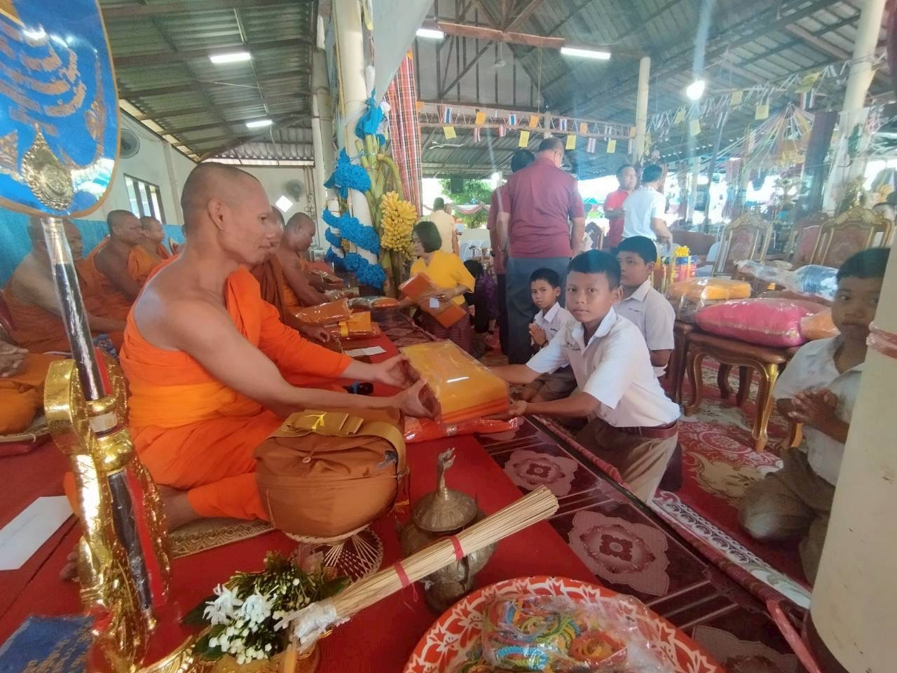 ภาพร่วมพิธีกรรมวัดหนองอิไทย