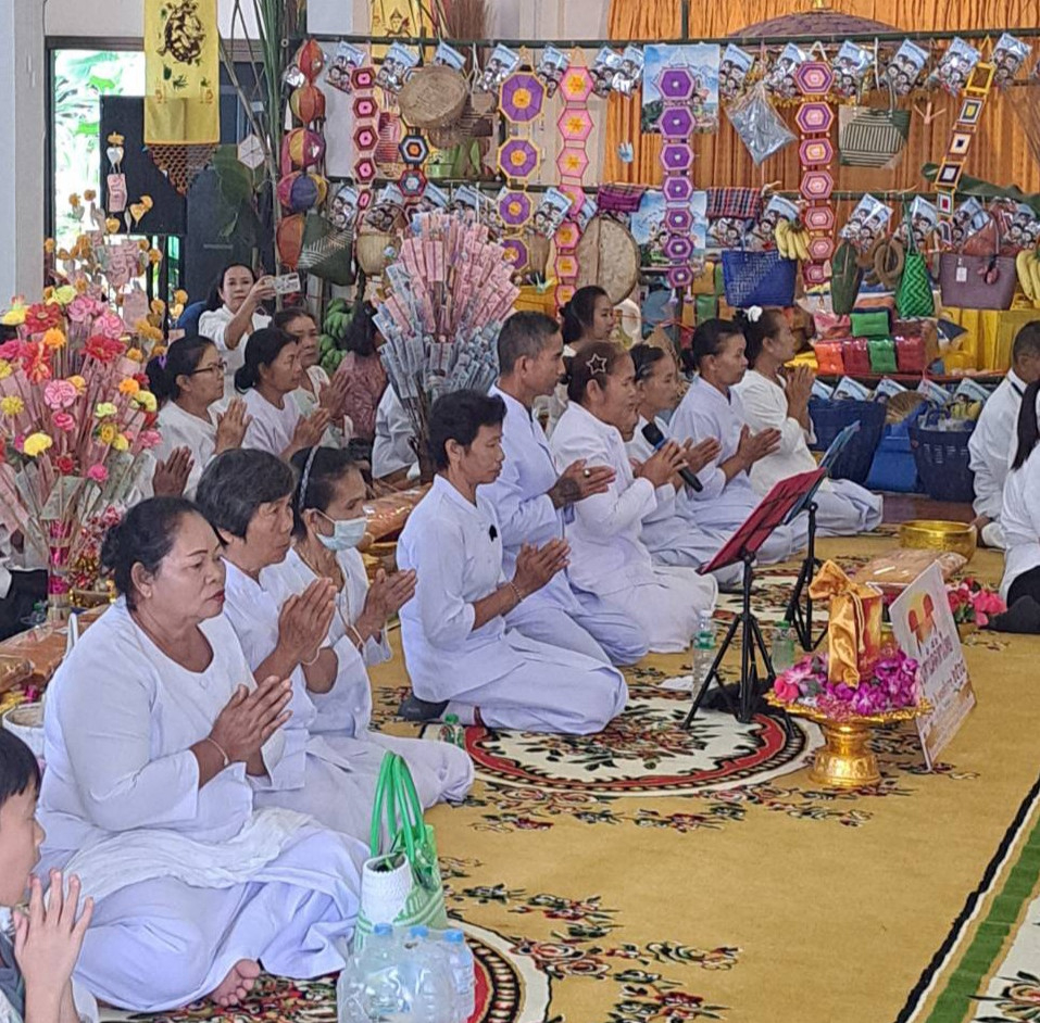 ภาพร่วมพิธีกรรมวัดพุทธบรรพต