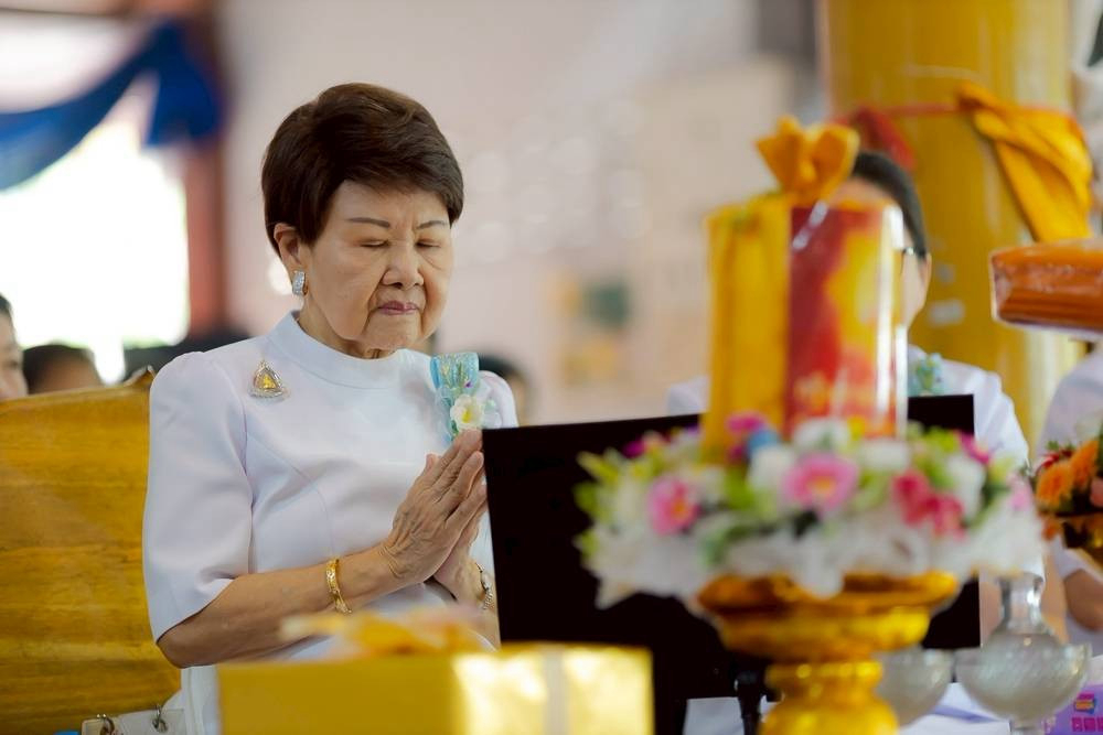 ภาพร่วมพิธีกรรมวัดบุญเกิด