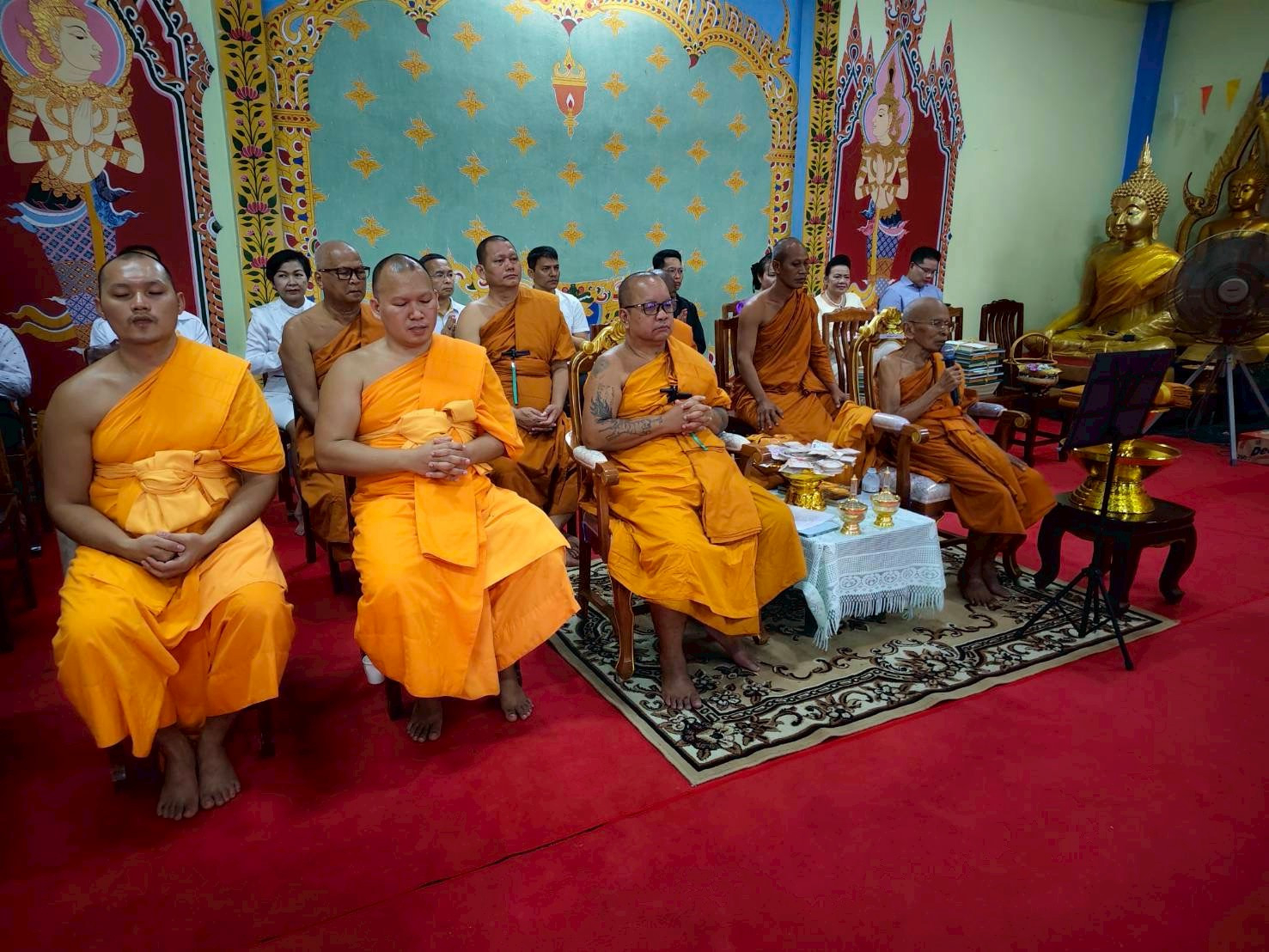 ภาพร่วมพิธีกรรมวัดวังทอง