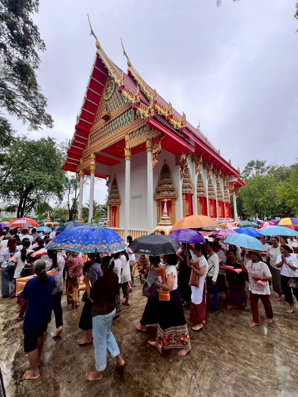 ภาพร่วมขบวนกฐินวัดบึงชนัง