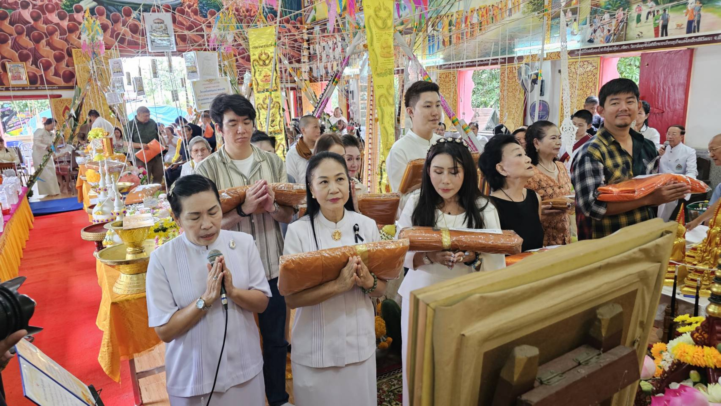 ภาพกล่าวคำถวายกฐินวัดป่าเป้า