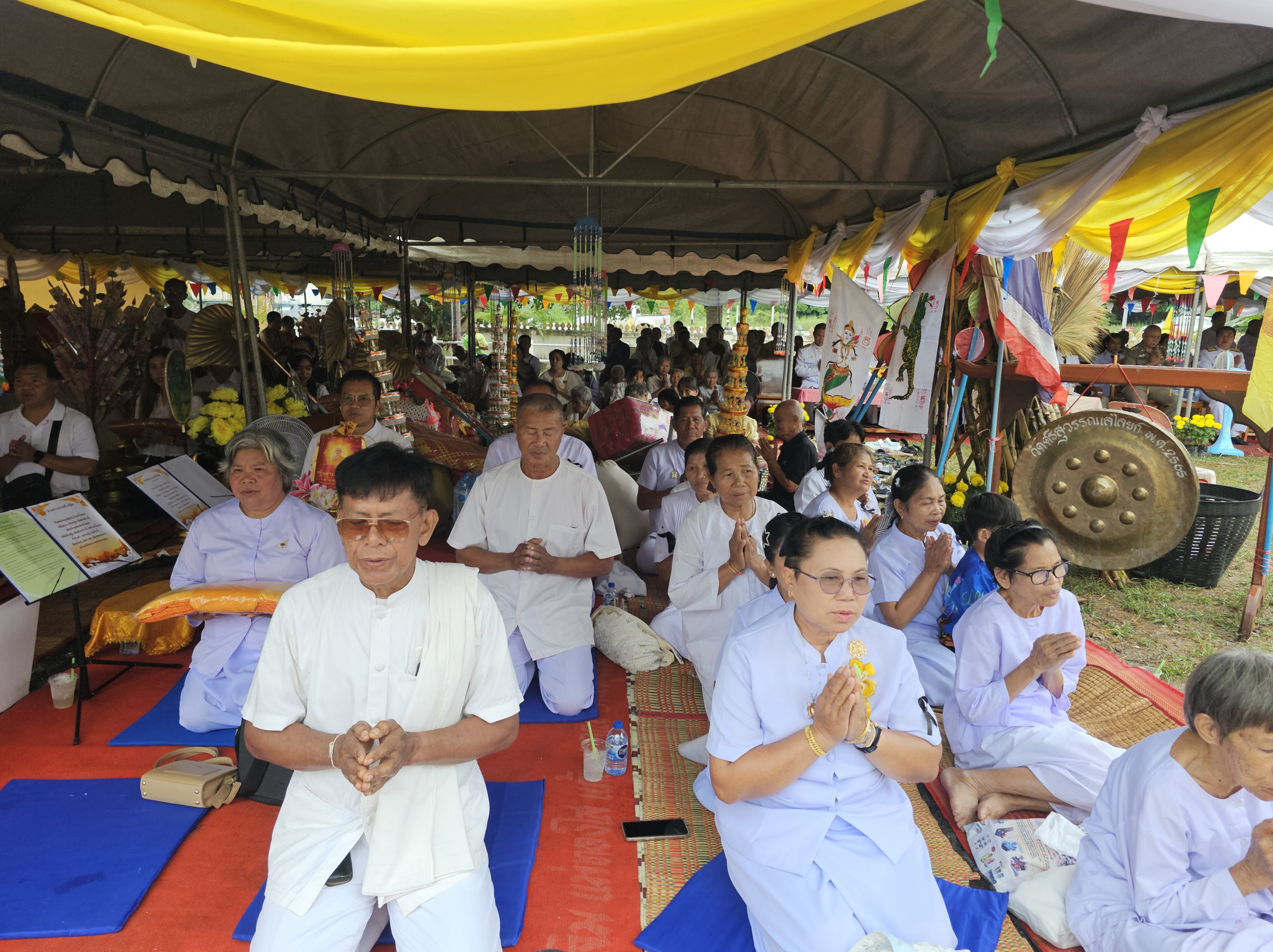 ภาพร่วมพิธีกรรมวัดศรีสุวรรณเลไลยก์