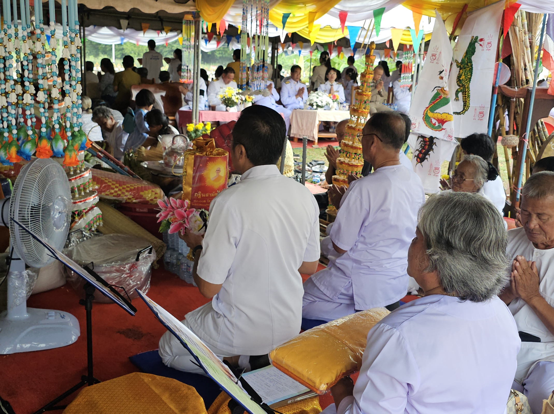ภาพร่วมพิธีกรรมวัดศรีสุวรรณเลไลยก์