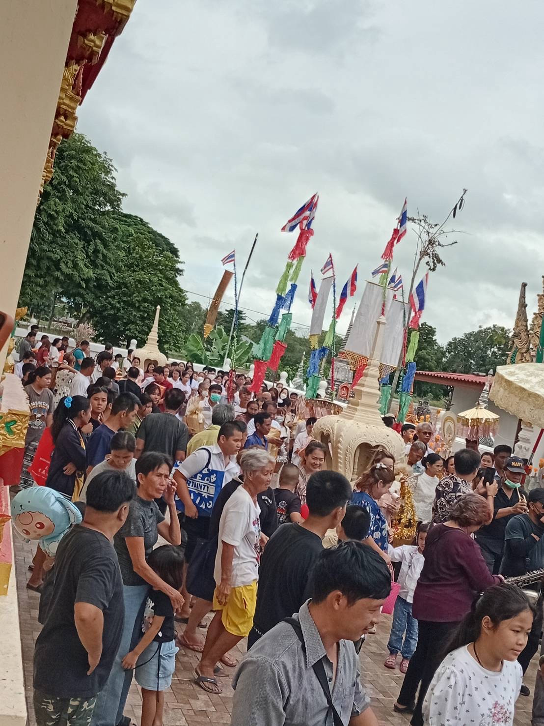 ภาพร่วมพิธีกรรมวัดหนองนาค