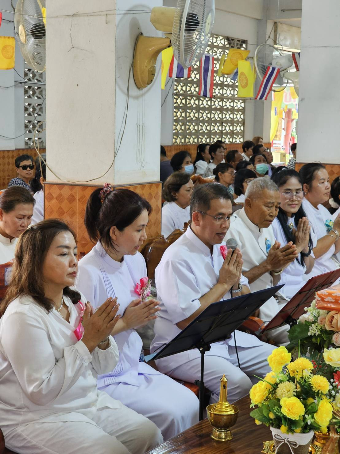 ภาพร่วมพิธีกรรมวัดหัวตะพาน