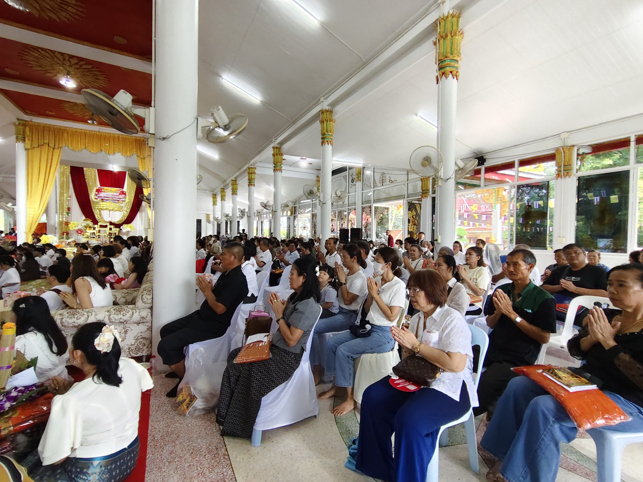 ภาพร่วมพิธีกรรมวัดศรีสันต์มณฑาราม(ไผ่แปลกแม่)