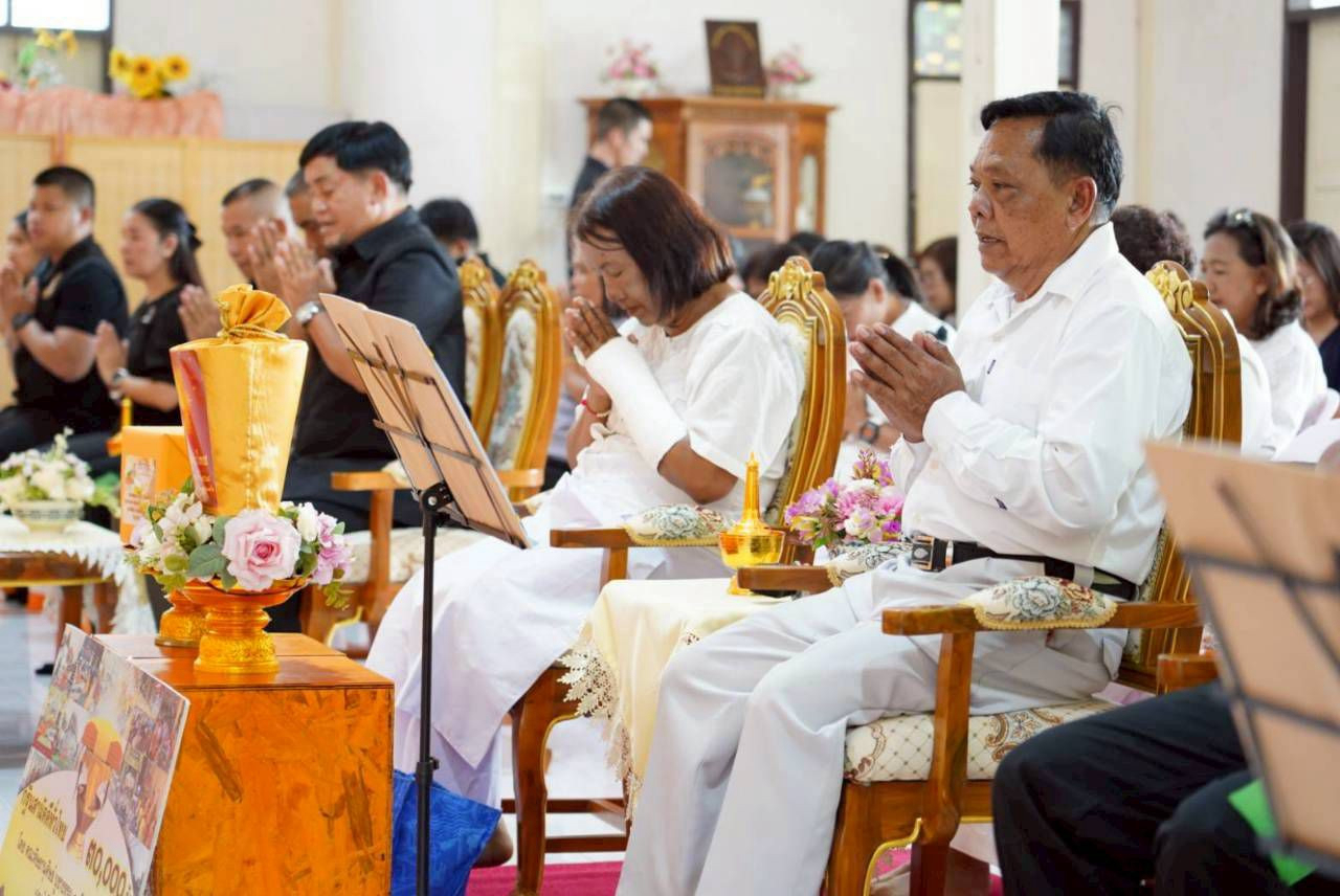 ภาพร่วมพิธีกรรมวัดราษฎร์วิริยาราม