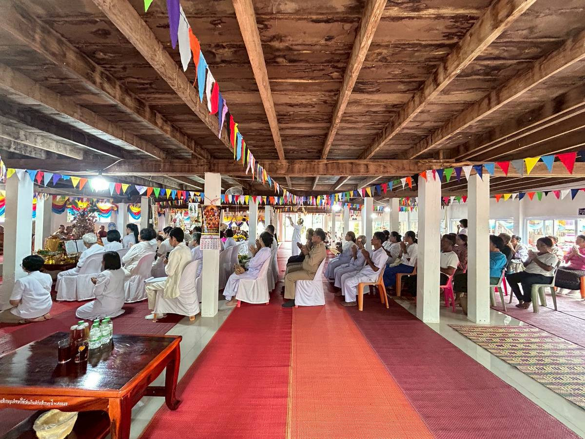 ภาพร่วมพิธีกรรมวัดสว่างสำราญ