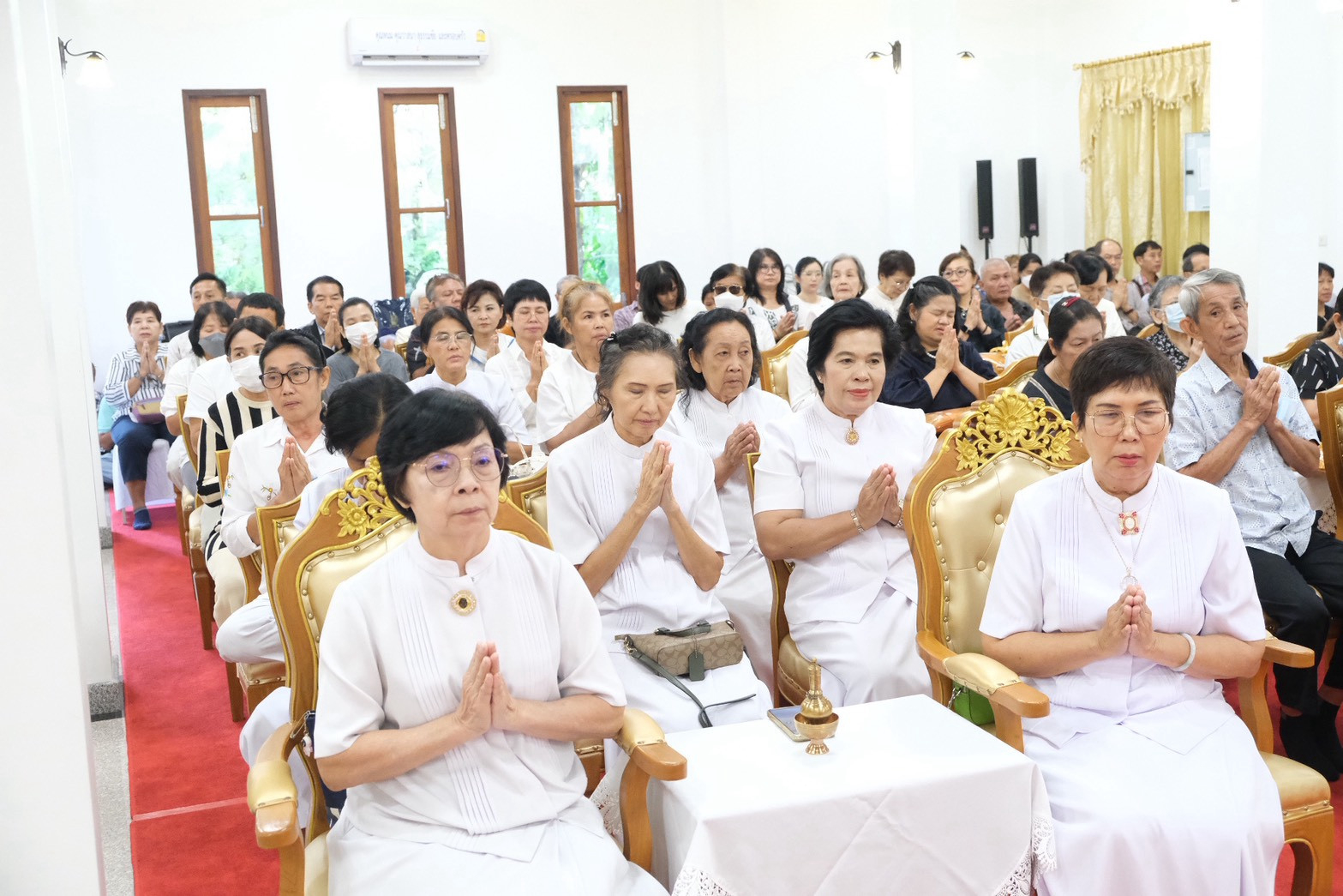 ภาพร่วมพิธีกรรมวัดท่าตำหนัก