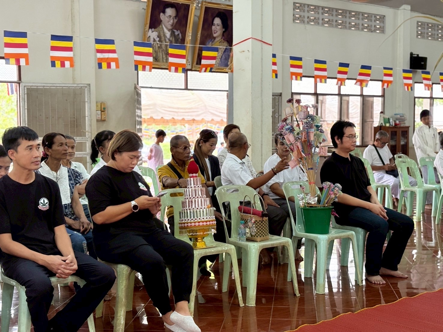 ภาพร่วมพิธีกรรมสำนักศึกษาและปฏิบัติธรรมพระพุทธิวงค์มุนี