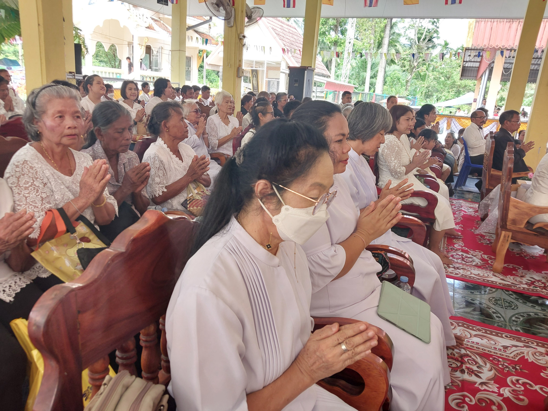 ภาพร่วมพิธีกรรมวัดพังยอม