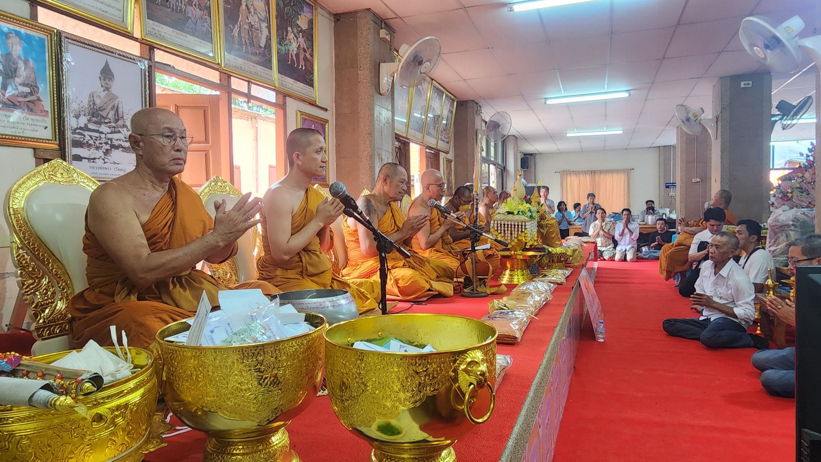 ภาพร่วมพิธีกรรมวัดตนุ