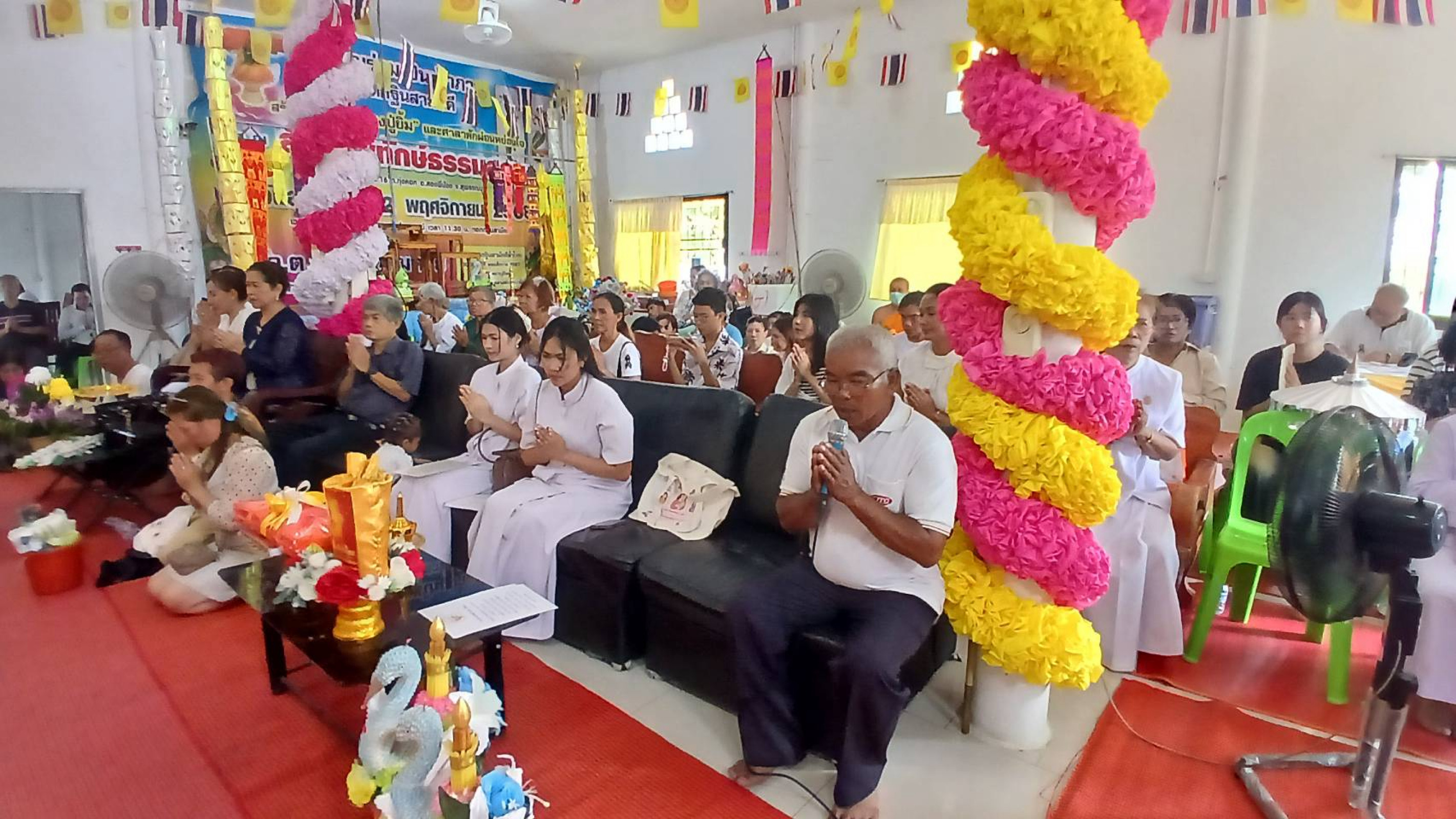 ภาพร่วมพิธีกรรมสำนักสงฆ์พิทักษ์ธรรมสถาน