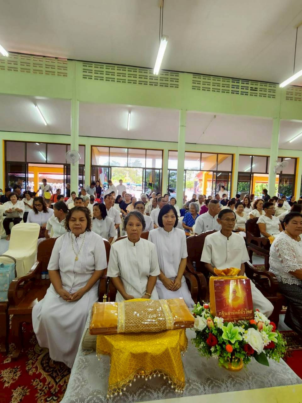 ภาพร่วมพิธีกรรมวัดท่าเส้น