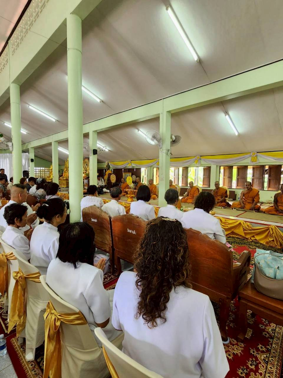 ภาพร่วมพิธีกรรมวัดท่าเส้น