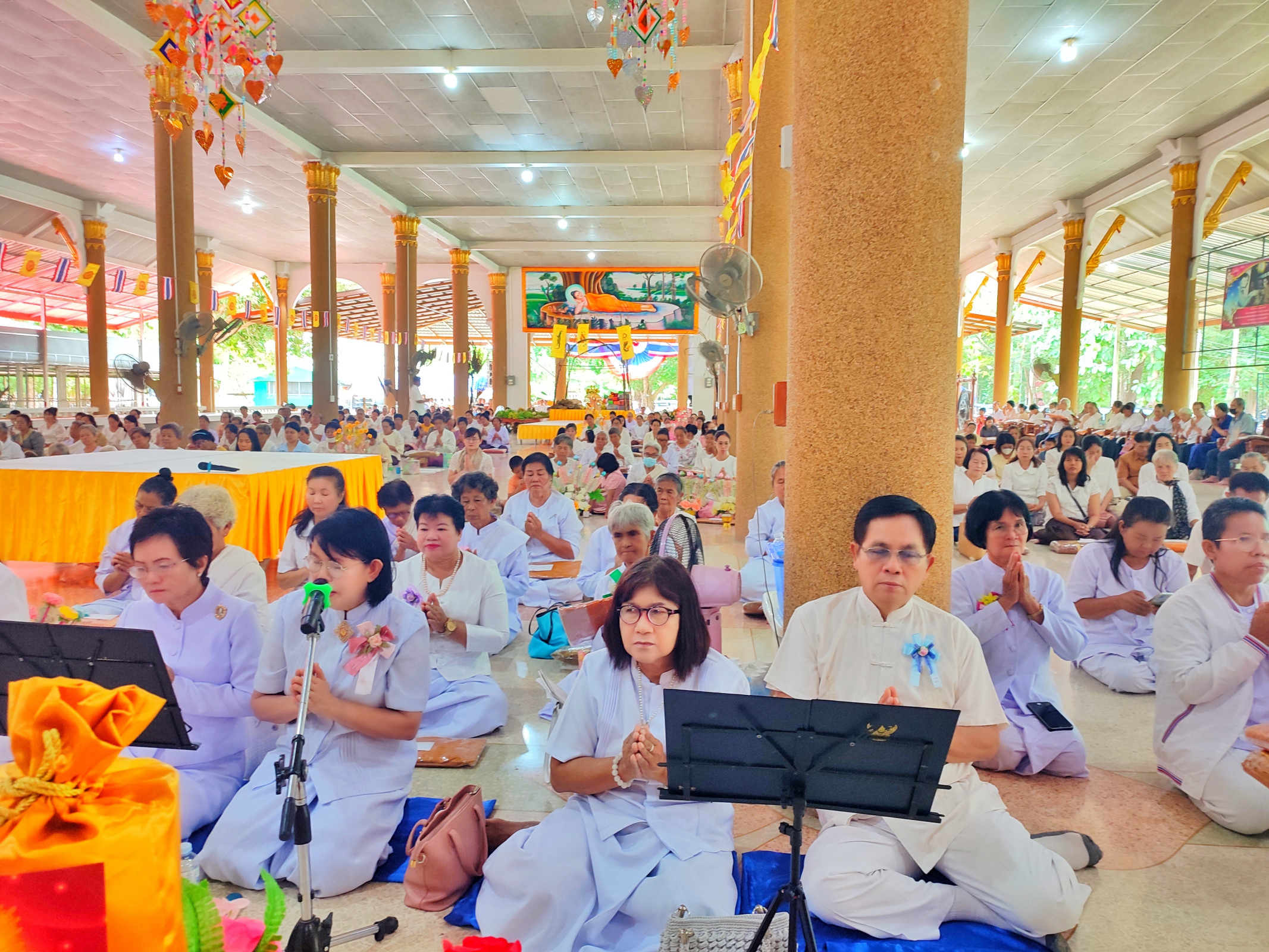 ภาพร่วมพิธีกรรมวัดป่าหนองยาว