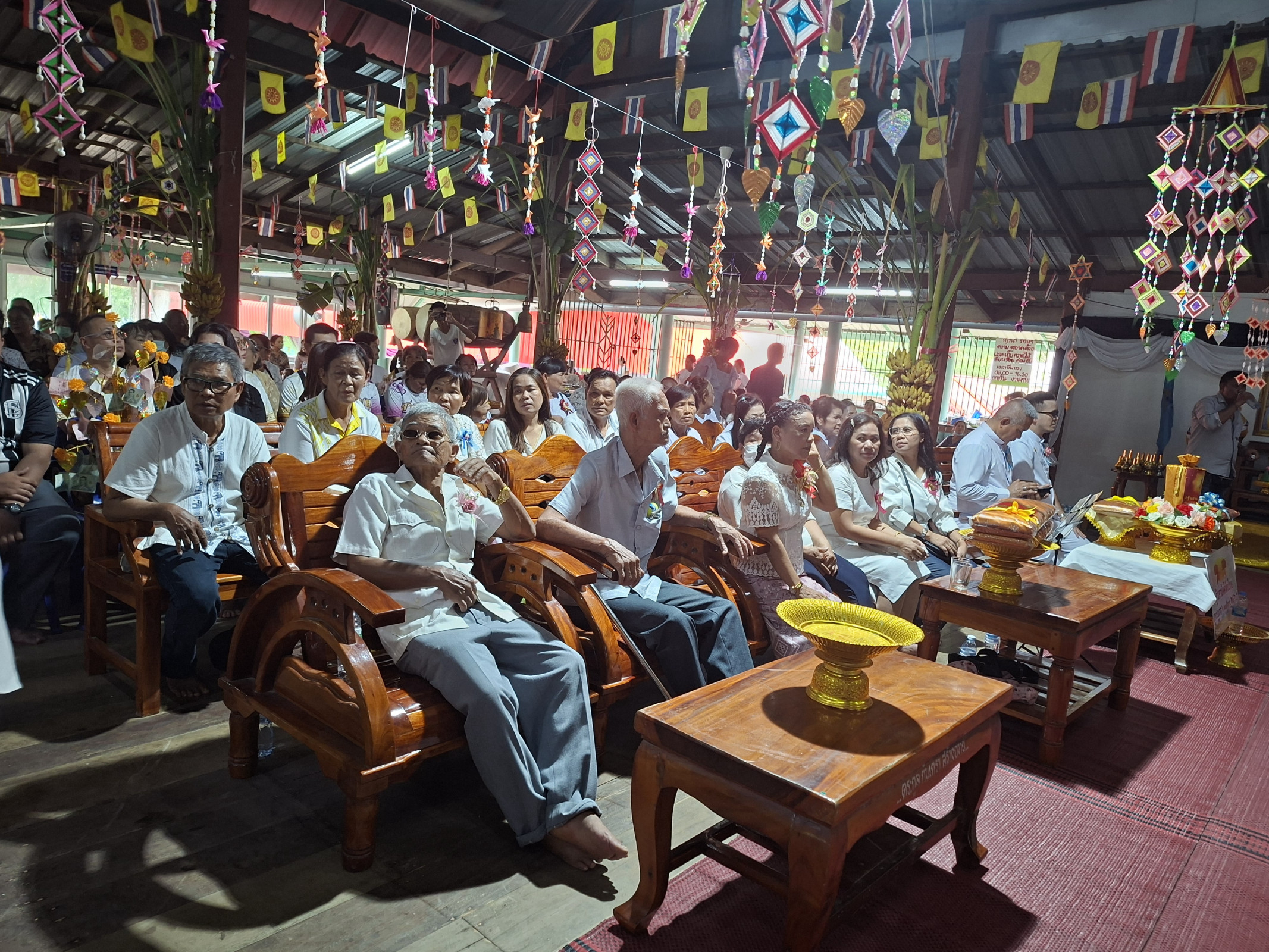 ภาพร่วมพิธีกรรมวัดวังดินสอ