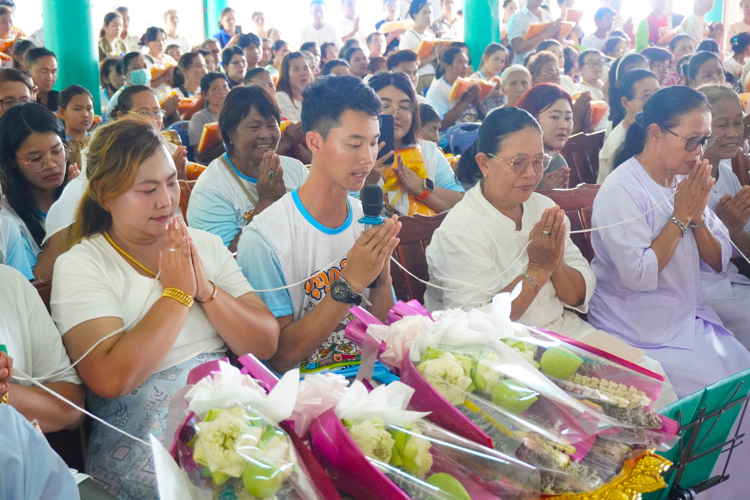 ภาพกล่าวคำถวายกฐินวัดคลองชันราษฎร์