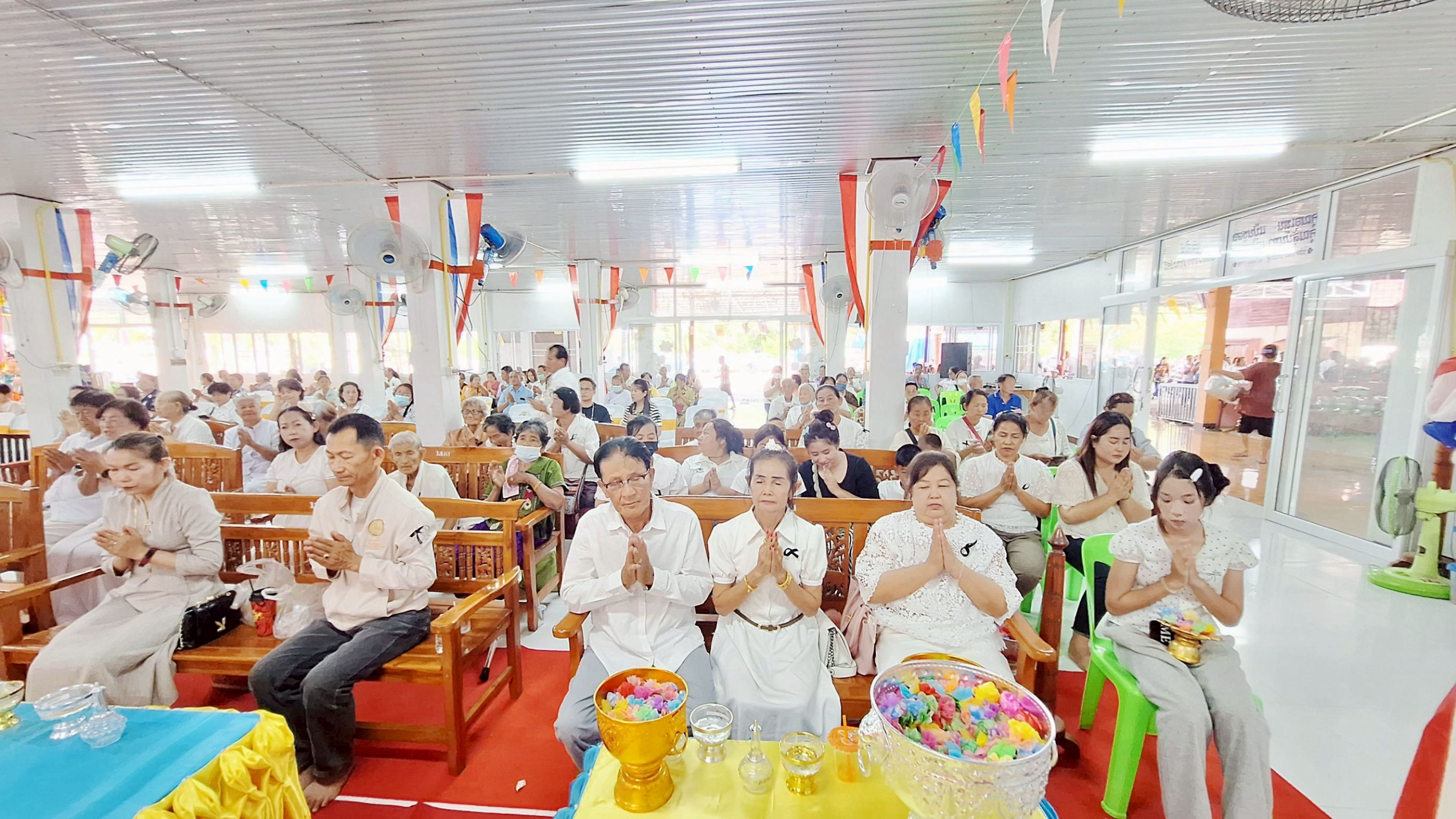 ภาพร่วมพิธีกรรมวัดวังสะโม