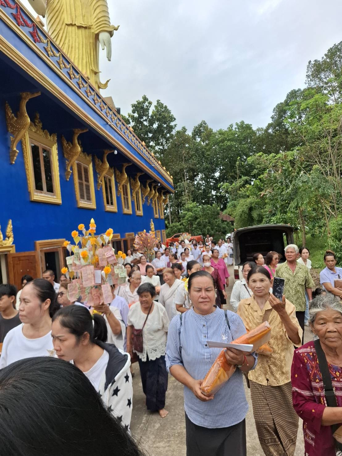 ภาพร่วมพิธีกรรมวัดรัตนคูหา