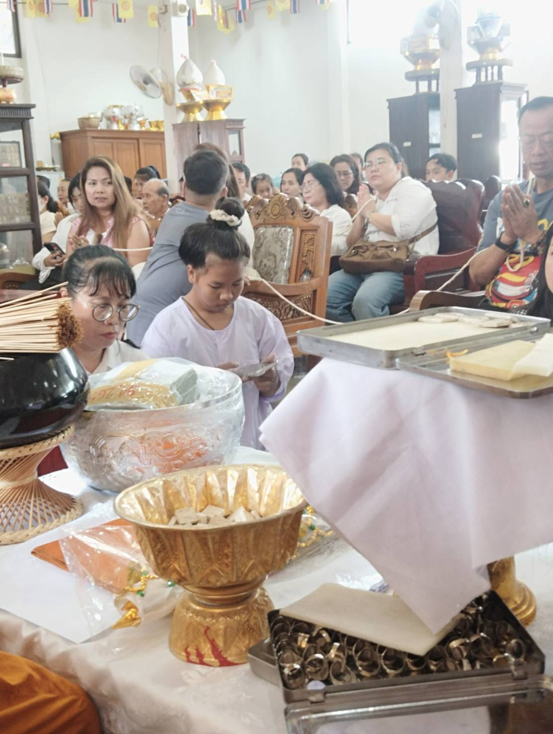 ภาพร่วมพิธีกรรมวัดคลองขนอน