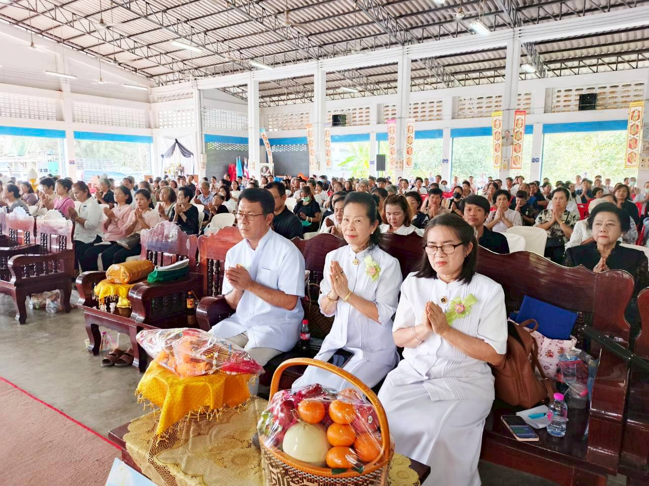 ภาพร่วมพิธีกรรมวัดสนามไชยราษฎร์​ศรัทธา​ธรรม​
