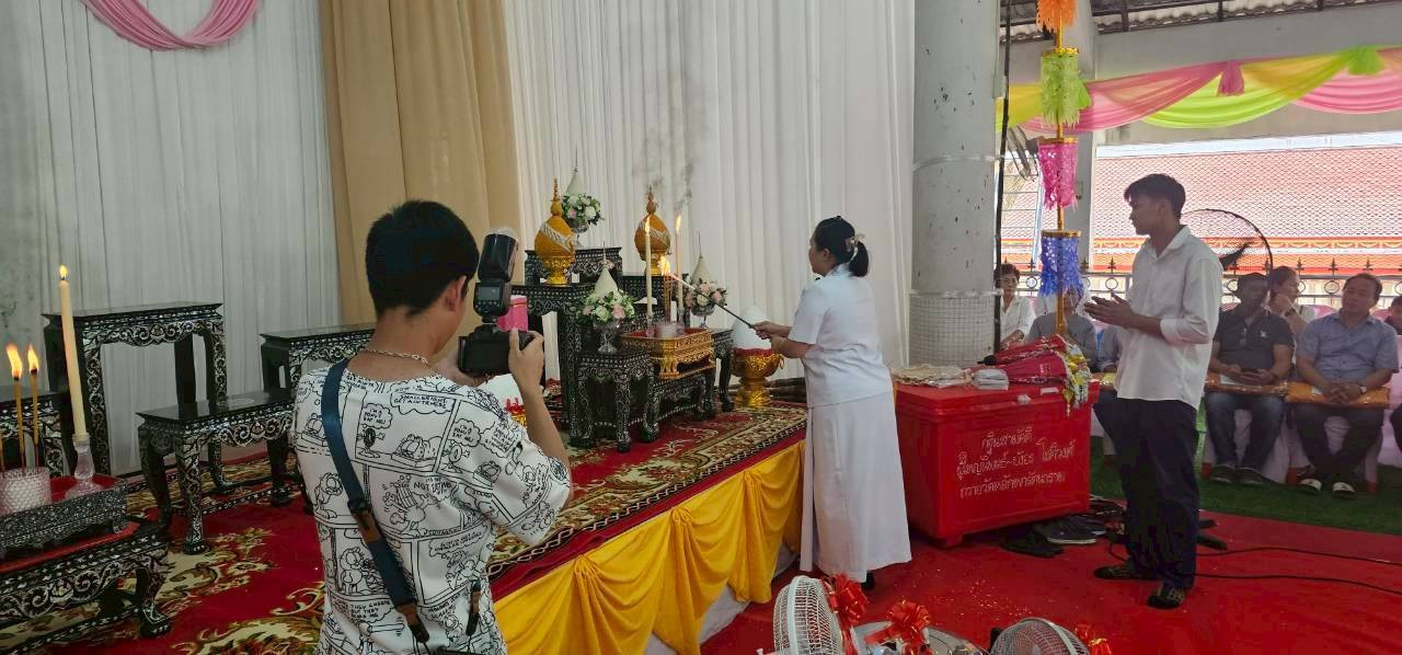 ภาพร่วมพิธีกรรมวัดหลักหกรัตนาราม