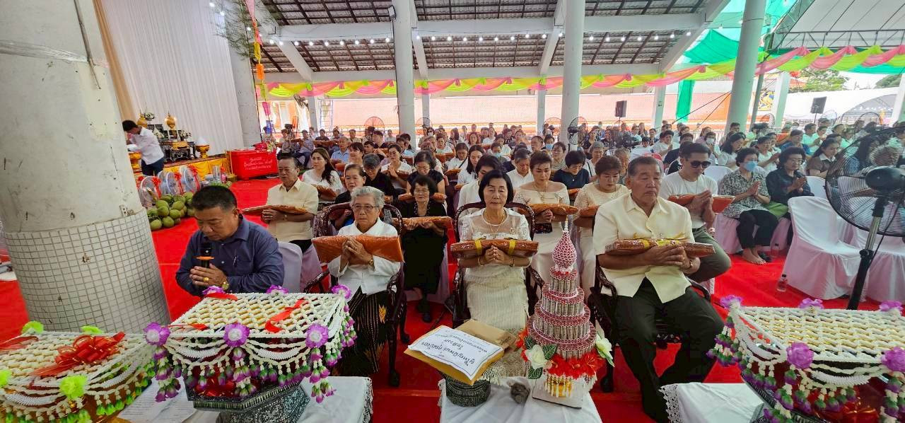 ภาพร่วมพิธีกรรมวัดหลักหกรัตนาราม