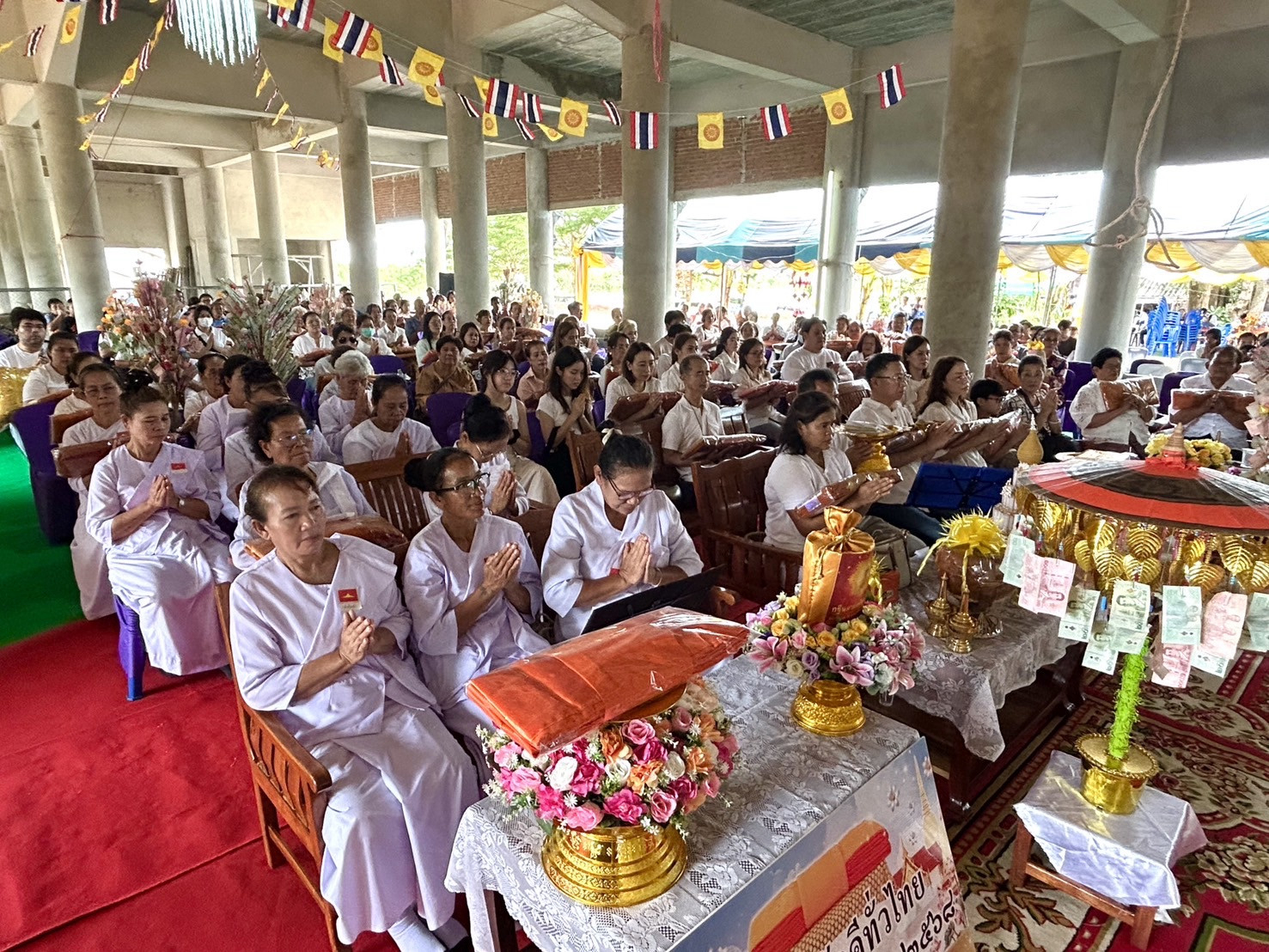 ภาพร่วมพิธีกรรมวัดคลองคันฉอ