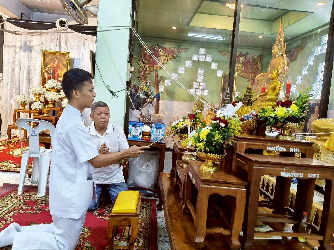 ภาพร่วมพิธีกรรมวัดราษฎร์สถิต