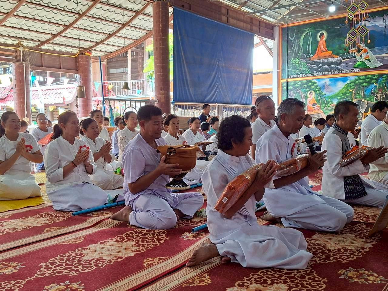 ภาพกล่าวคำถวายกฐินวัดศรีบุญเรือง