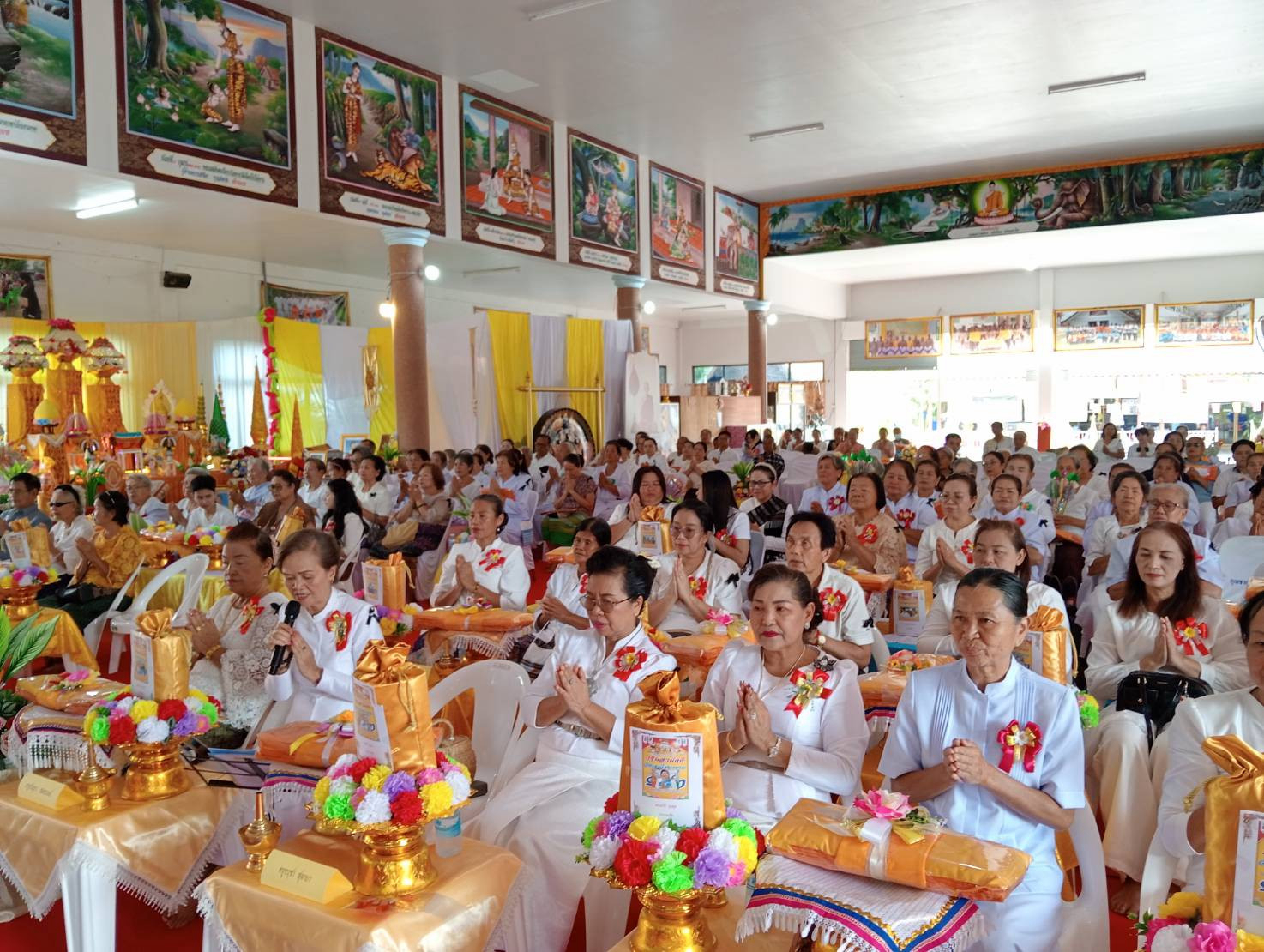 ภาพร่วมพิธีกรรมวัดเขมไชยาราม