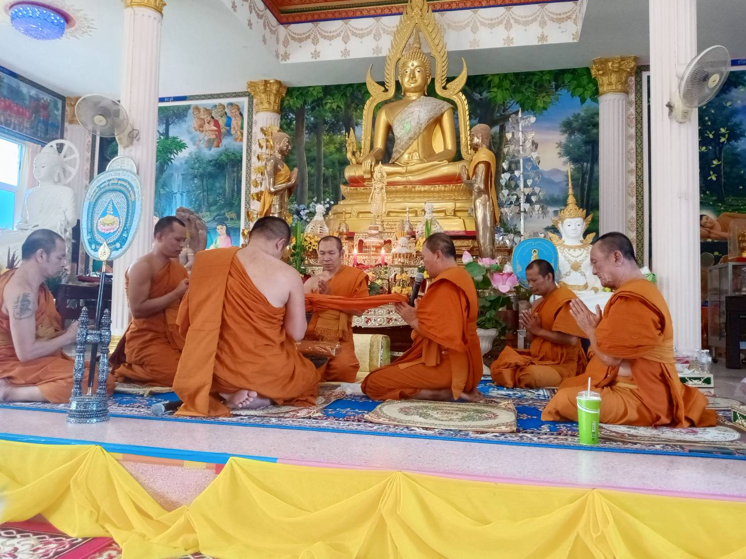 ภาพร่วมพิธีกรรมวัดจานน้อย