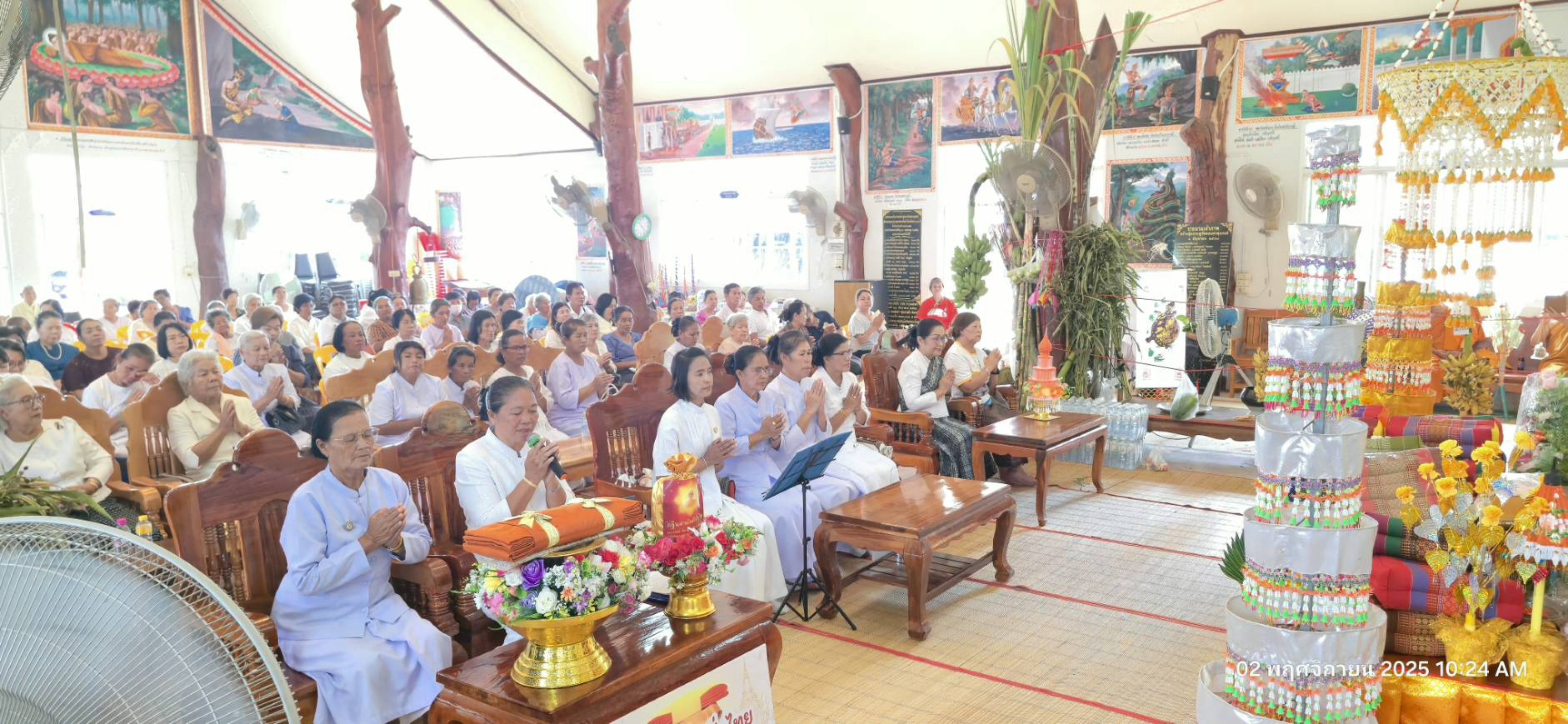 ภาพร่วมพิธีกรรมวัดดอนธาตุนรงค์