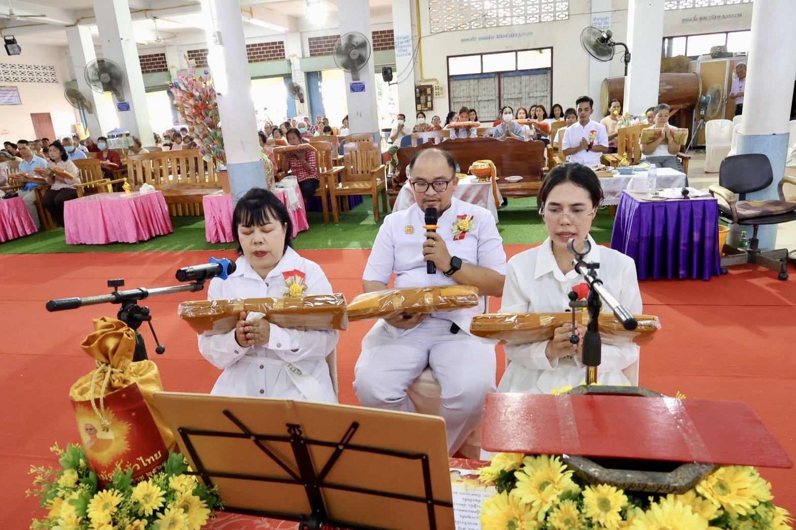 ภาพกล่าวคำถวายกฐินวัดหนองพิมาน