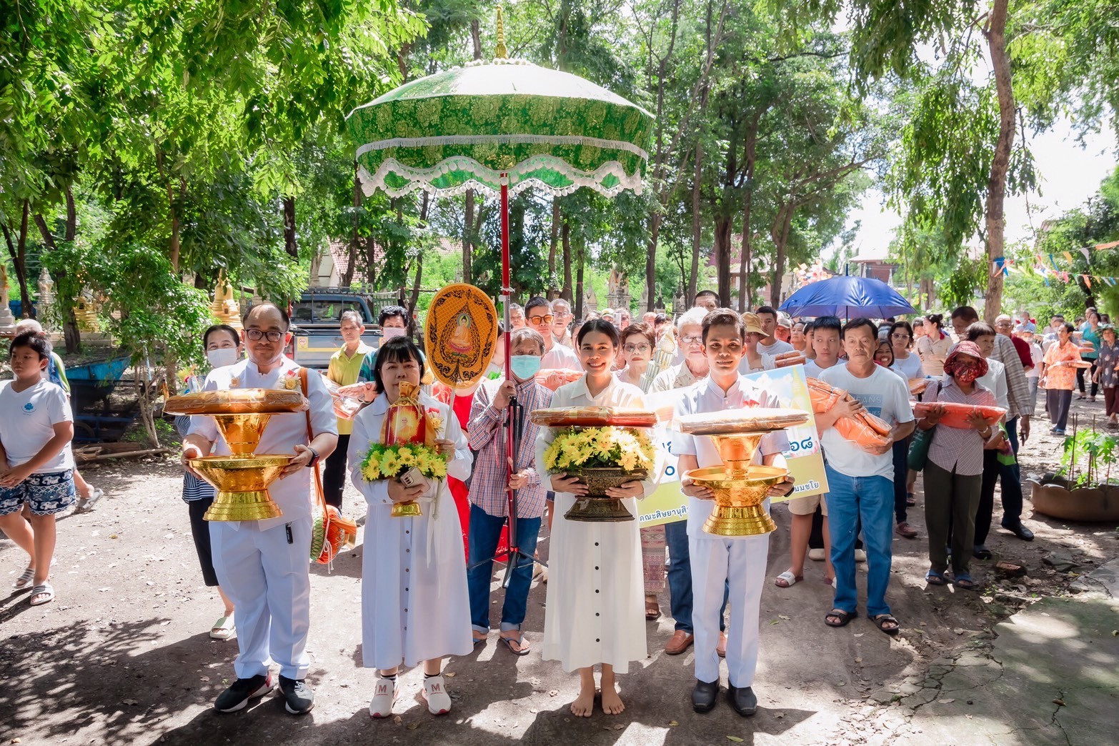 ภาพร่วมพิธีกรรมวัดหนองพิมาน