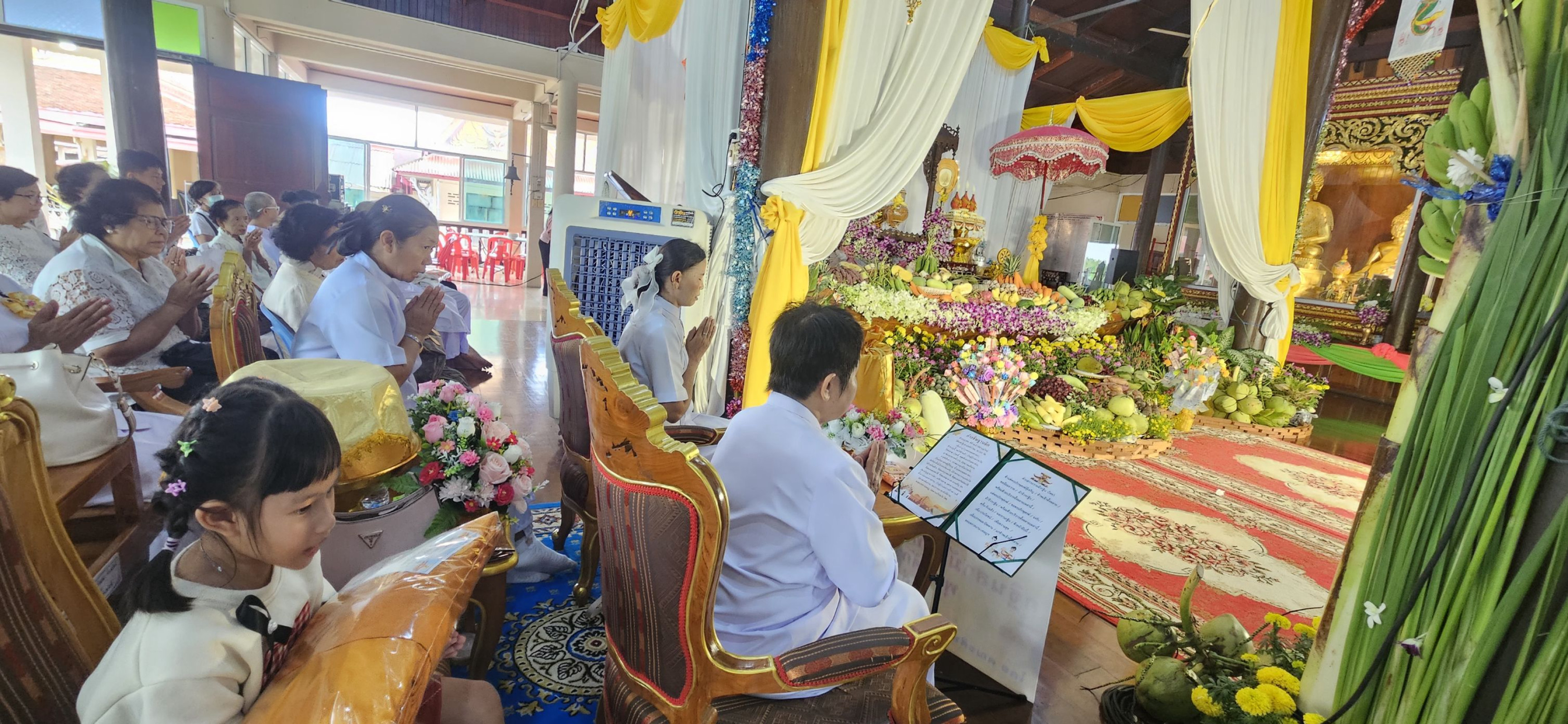 ภาพร่วมพิธีกรรมวัดศรีกุญชร