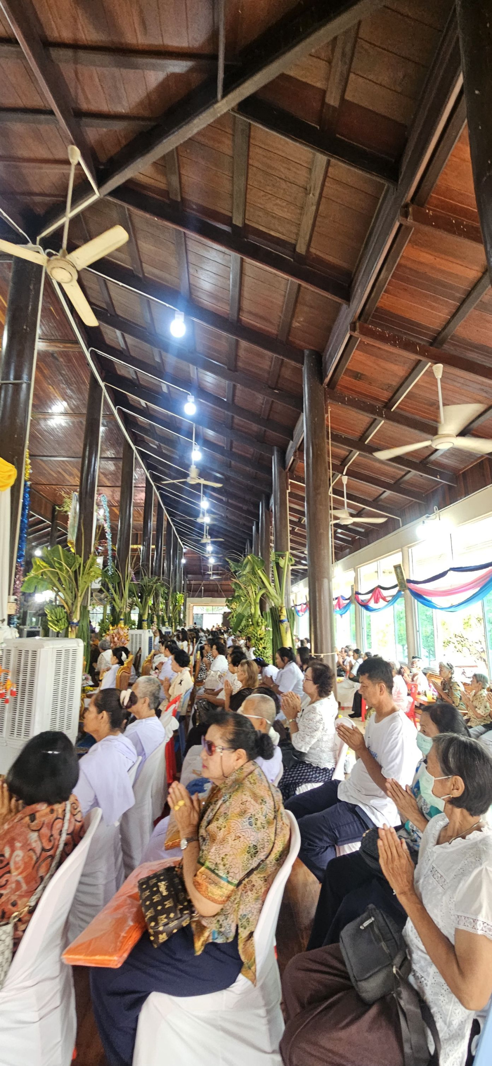 ภาพร่วมพิธีกรรมวัดศรีกุญชร