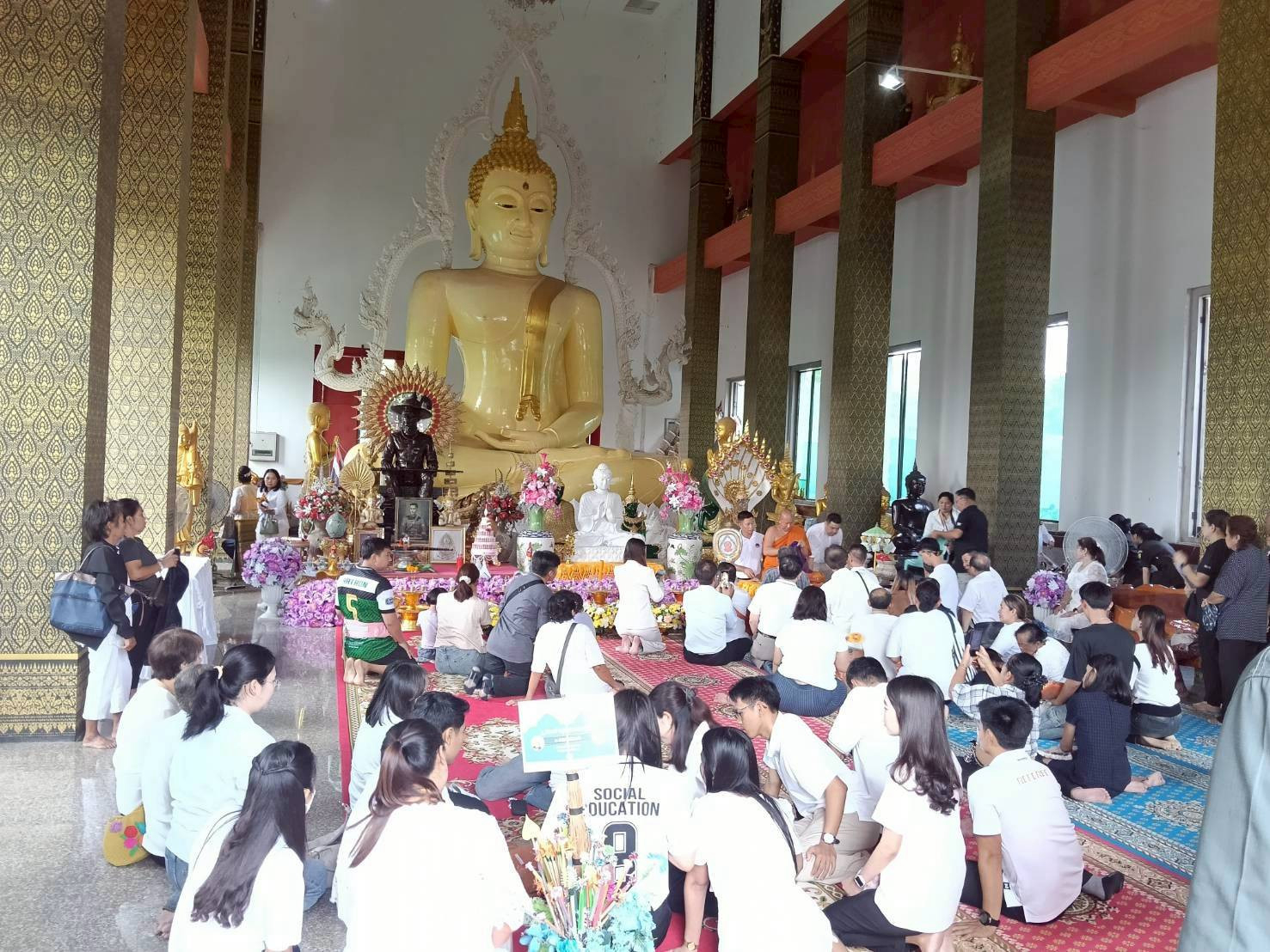 ภาพร่วมพิธีกรรมสำนักสงฆ์ห้วยหนึ่ง