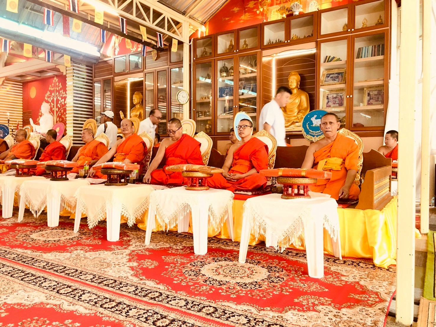 ภาพร่วมพิธีกรรมวัดต้นมื่น