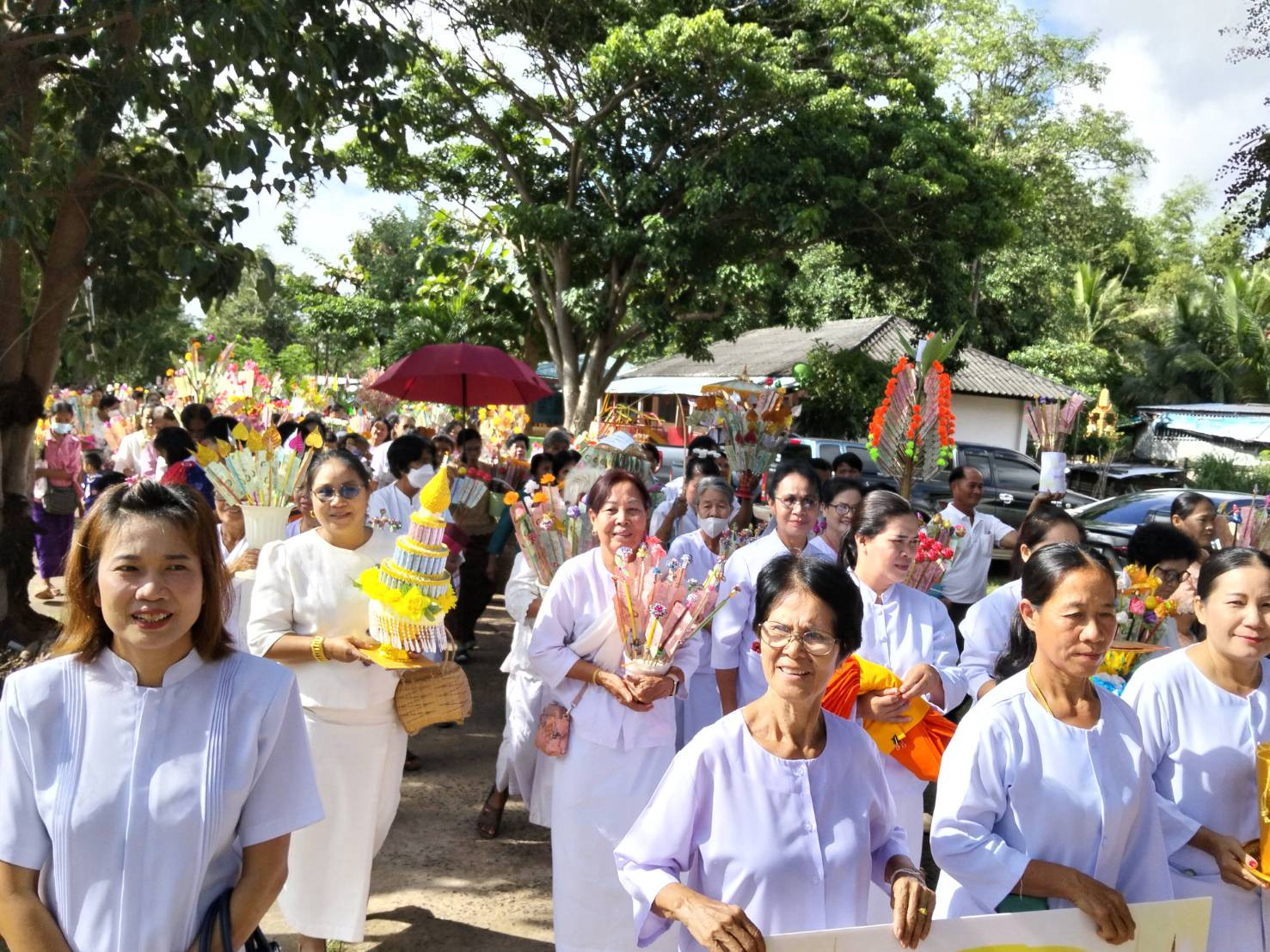ภาพร่วมพิธีกรรมวัดท่าโพธิ์ศรี
