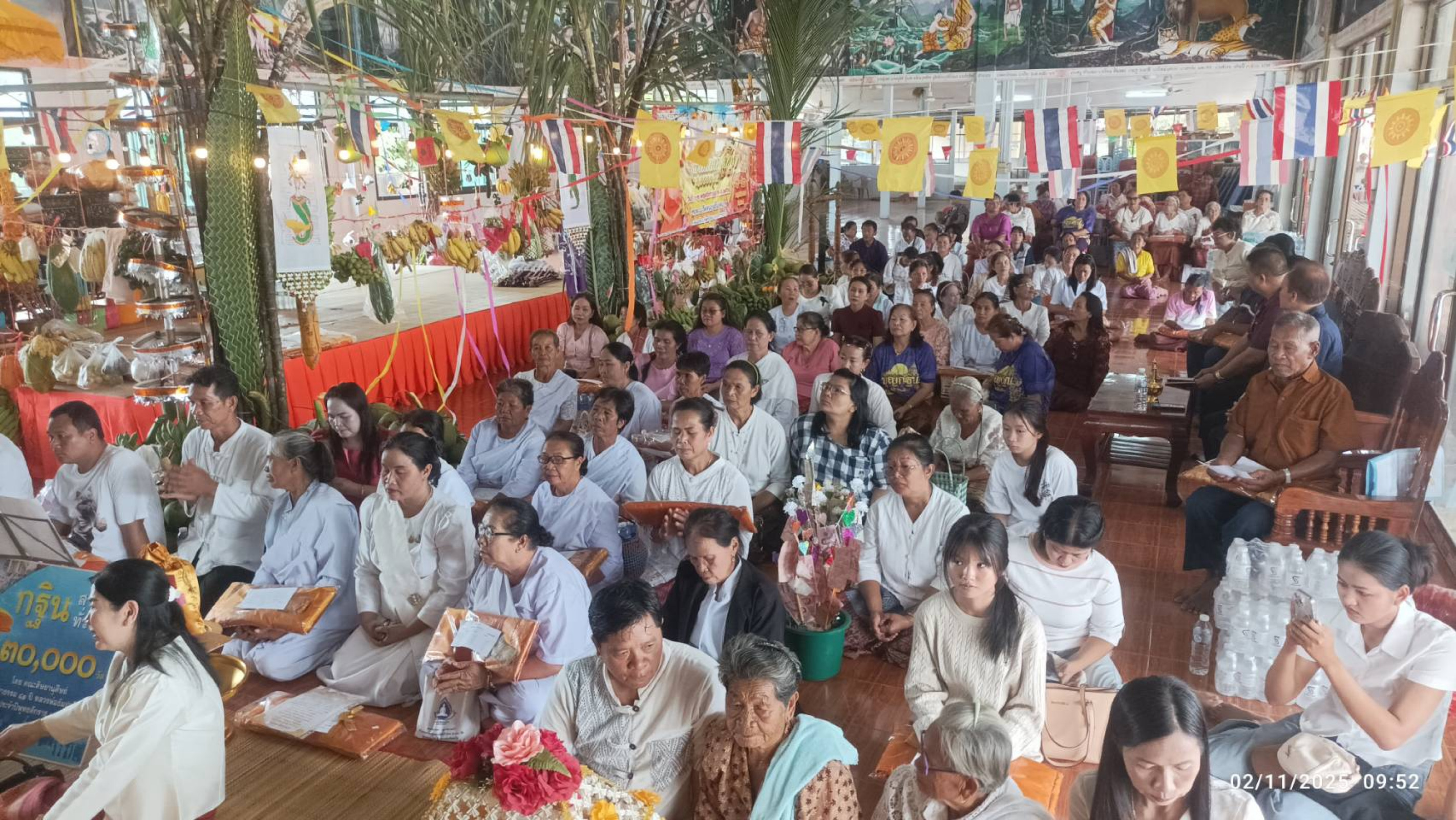 ภาพร่วมพิธีกรรมวัดหนองอ้ม