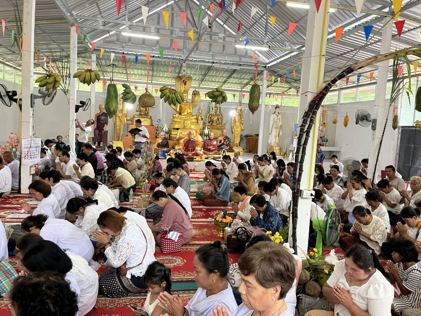 ภาพร่วมพิธีกรรมวัดป่าศรีสัตตนาคราช