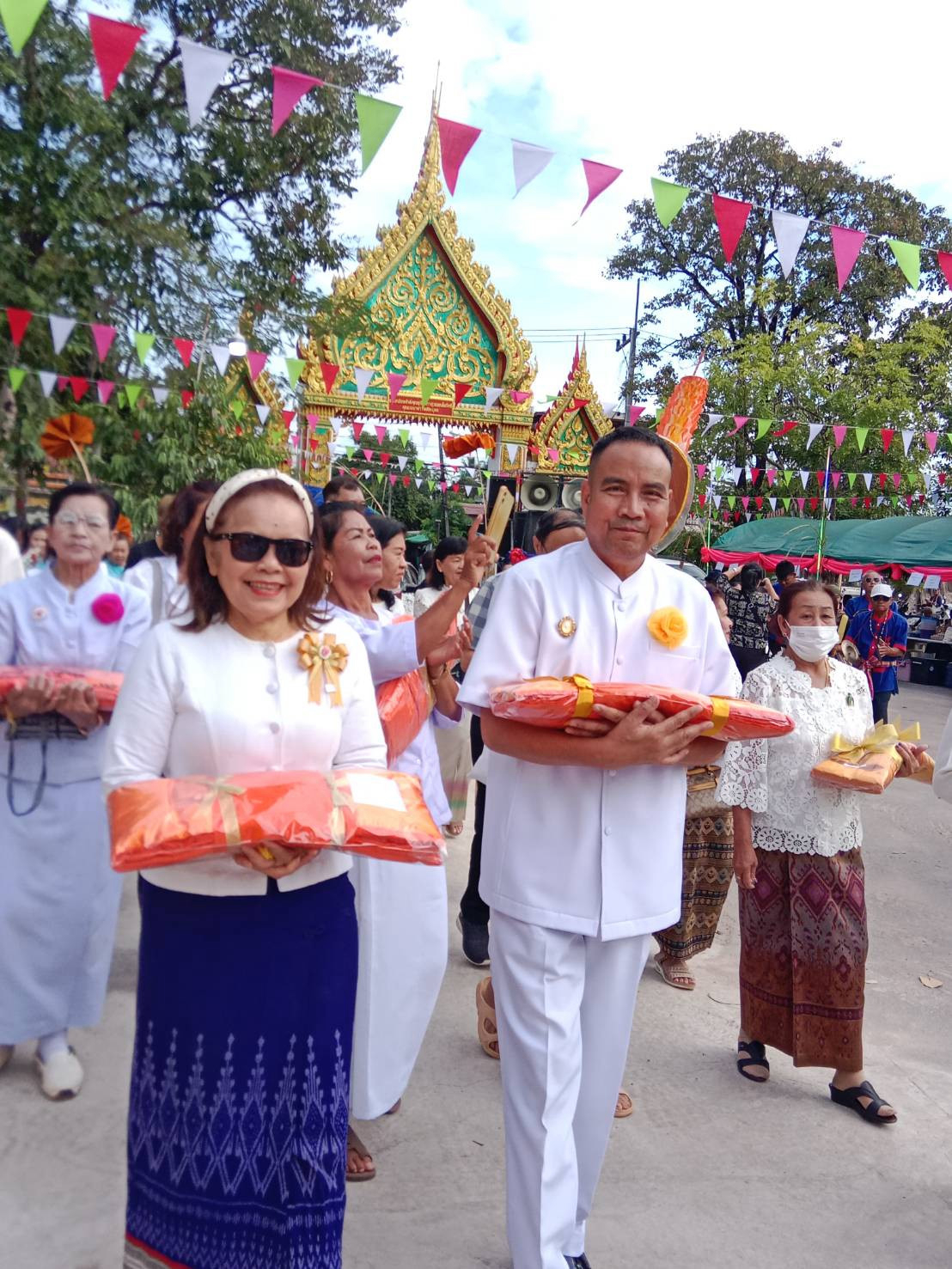 ภาพร่วมพิธีกรรมวัดบูรพาราม