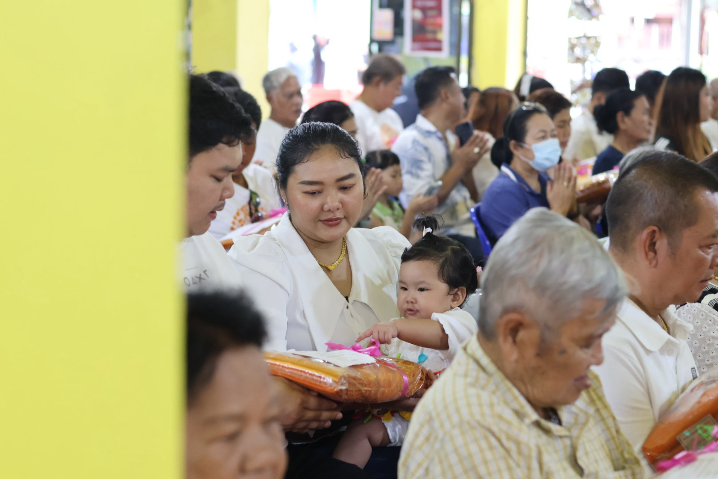 ภาพร่วมพิธีกรรมวัดดอนตะไล้