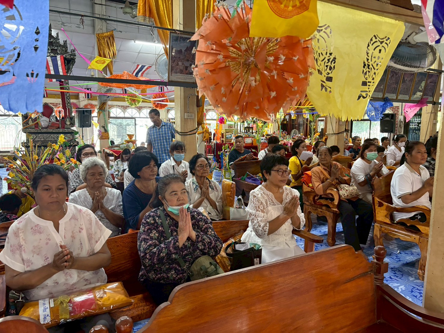 ภาพร่วมพิธีกรรมวัดวังขรณ์